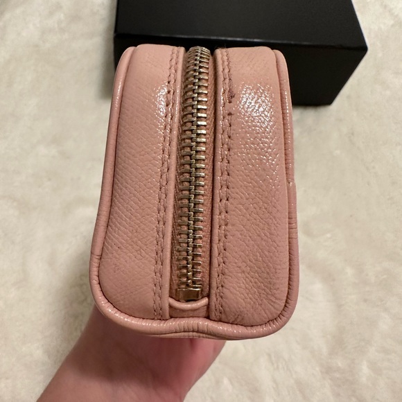 Chanel mini cosmetic pouch - Picture 5 of 7